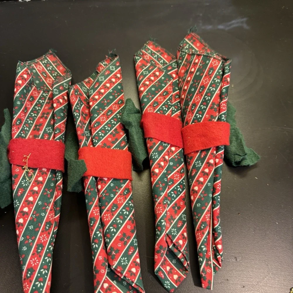 Christmas Poinsettia Cloth Napkins Set Of 4 Holiday Table Decor Handmade Striped